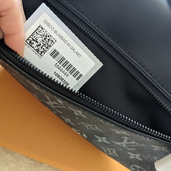 Louis Vuitton Authentic Galaxy Voyage Bum Bag - Picture 7 of 8